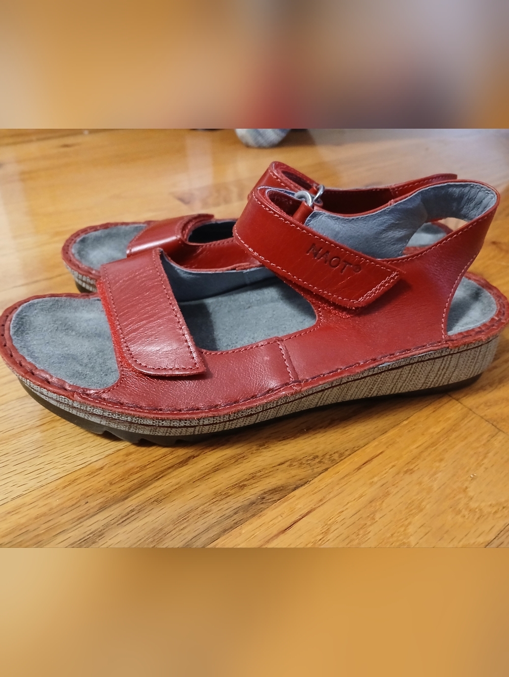 Sandals Leather Red Naot Size 4-4.5 NEW
